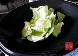 水煮卷心菜的做法图解1