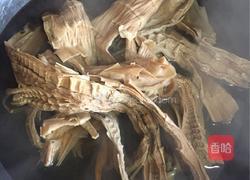 五花肉炒笋干的做法图解1