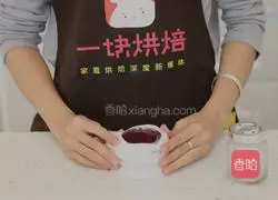 Baby's favorite no-bake cake - Dragon Fruit Mousse Cake Recipe Illustration 15