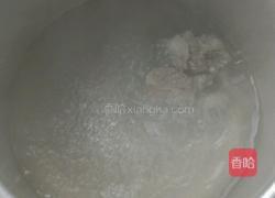 豌豆排骨汤的做法图解3