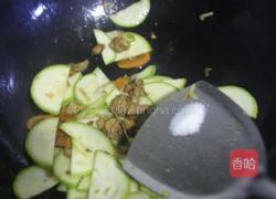 角瓜炒肉的做法图解6