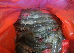 油闷大虾的做法图解1