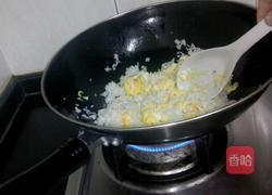 熟木耳朵蛋炒饭的做法图解6