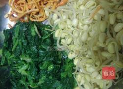 凉拌菠菜黄豆芽的做法图解8