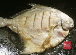 红烧白鲳鱼的做法图解4
