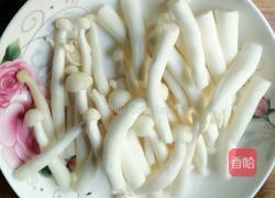 芹菜海鲜菇的做法图解5