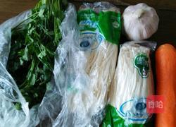 针菇胡萝卜的做法图解1