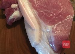 自制肉丸的做法图解1