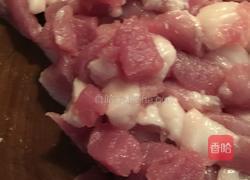 自制肉丸的做法图解2