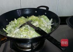 蒜香炒卷心菜的做法图解5