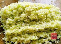 白菜猪肉馅饺子的做法图解5