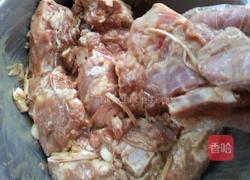 黄豆酱香大骨头的做法图解8