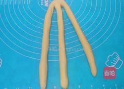 蔓越莓干酥粒辫子面包的做法图解7