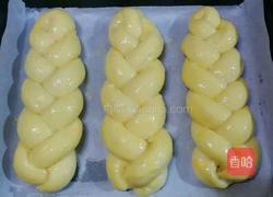 蔓越莓干酥粒辫子面包的做法图解10