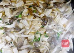 蘑菇炖豆腐的做法图解5