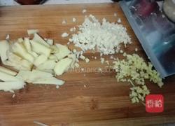 美味的大闸蟹的做法图解2