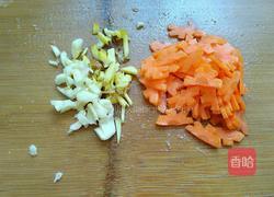 牛肉炒三蔬的做法图解2