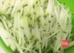 萝卜丝蚬子汤的做法图解1