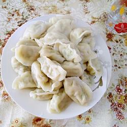 扇贝芹菜肉饺子的做法[图]