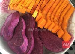 南瓜小猪紫薯包 的做法图解1