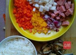 杂锦炒饭的做法图解3