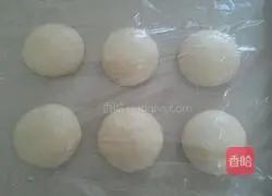 Illustration of how to make hamburger embryo (first fermentation) 2