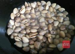 蒜炒薄壳甲的做法图解1