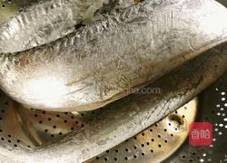 清蒸本带鱼的做法图解1