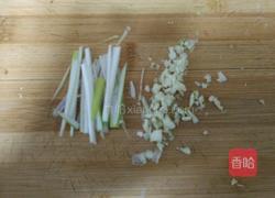 清炒莴笋丝的做法图解1