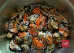 海鲜面汤的做法图解1