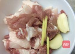 豆腐酿肉的做法图解1