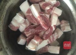 红烧肉炖白菜粉条的做法图解3