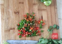 西兰花爆鱿鱼的做法图解1