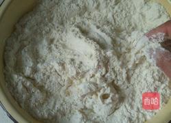 洋葱青椒里脊拌拉条子的做法图解1