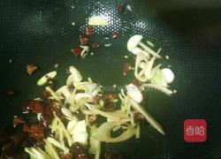 辣子鸡丁的做法图解13