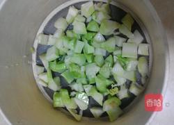 藤椒西兰花根茎的做法图解3