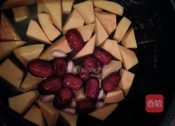 南瓜花生红枣粥的做法图解5