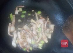 香菇豆芽菜的做法图解4