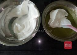 抹茶奶油蛋糕卷的做法图解7