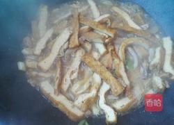 青椒油豆腐的做法图解5