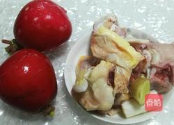 萝卜牛骨汤的做法图解1