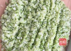 萝卜丝素馅饺子的做法图解7