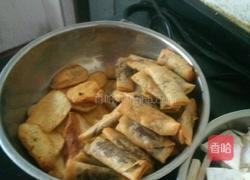 炸番薯豆沙春卷的做法图解5