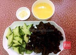 黄瓜木耳炒鸡蛋的做法图解3