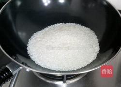 煤气灶炒锅米饭的做法图解1