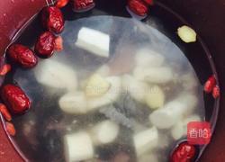 糯米山药乌鸡炖的做法图解5