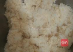 拔丝蛋糕的做法图解1