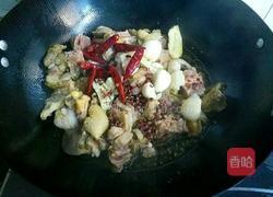 农家干豆角焖鸡的做法图解6