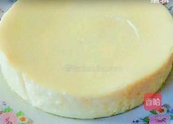 鸡蛋豆腐鲫鱼汤的做法图解2