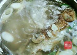 鸡蛋豆腐鲫鱼汤的做法图解15